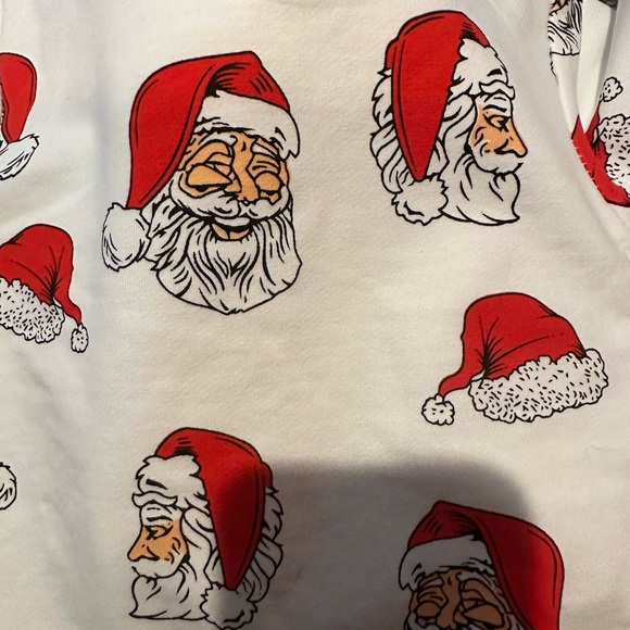 Outfit - Picture 4 of 4